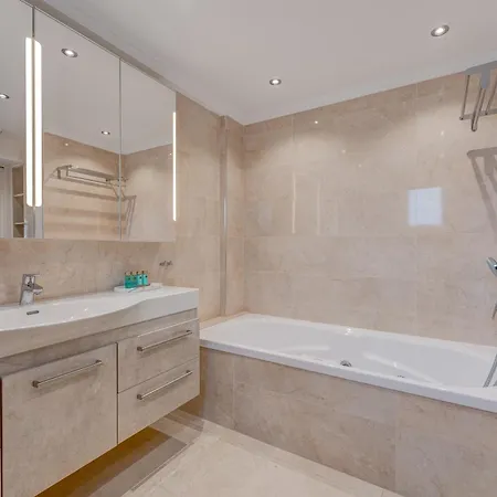 Augustas - Fabulous In Tenerife! Адехе